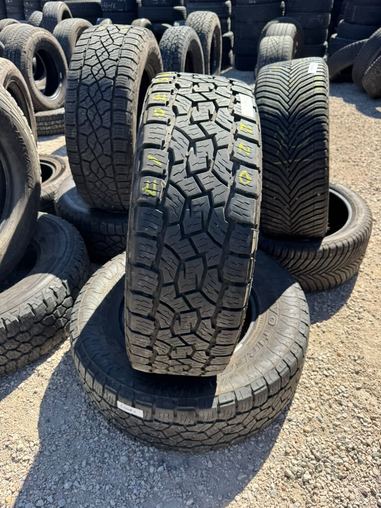 265/70R17 Pair (2 Used Tires) Toyo Open Country - 📍 Commerce City