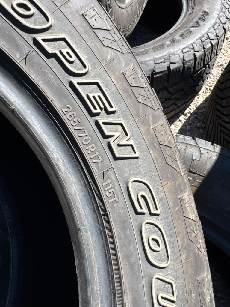 265/70R17 Pair (2 Used Tires) Toyo Open Country - 📍 Commerce City