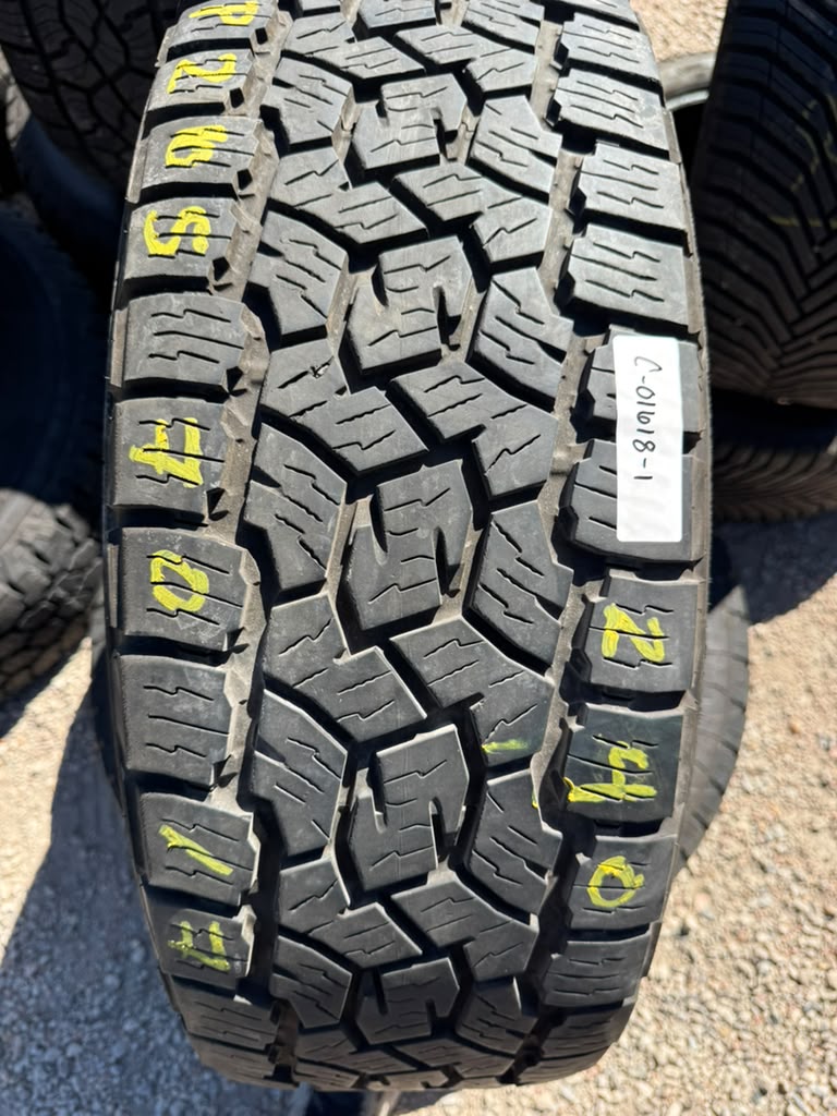 265/70R17 Pair (2 Used Tires) Toyo Open Country - 📍 Commerce City