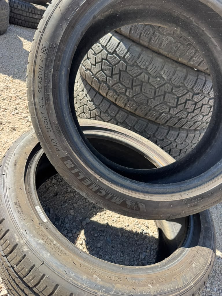 225/45R18 Pair (2 Used Tires) Michelin Pilot Sport
