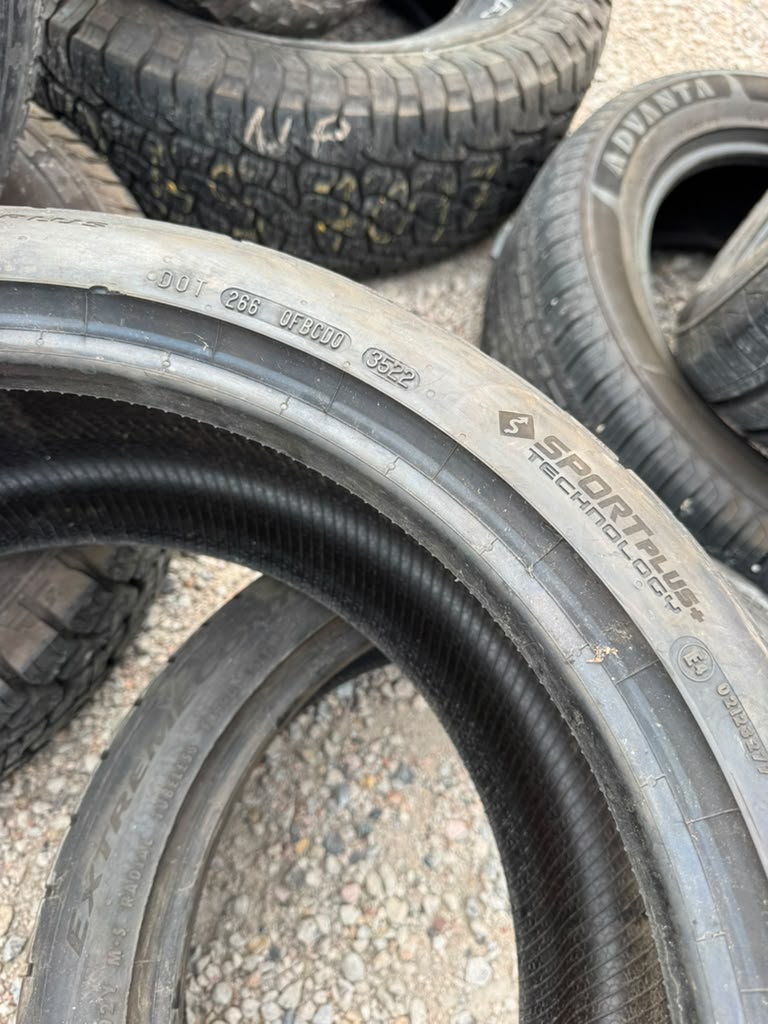 225/40R18 Pair (2 Used Tires) Continental Extreme Contact