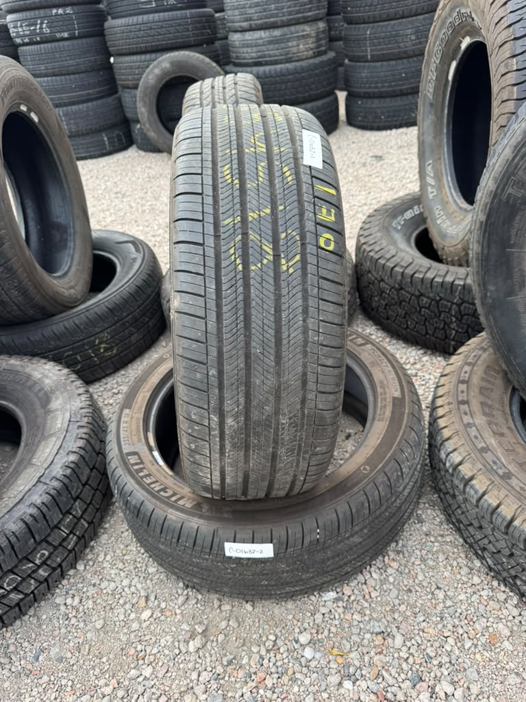 235/45R18 Pair (2 Used Tires) Michelin Primacy