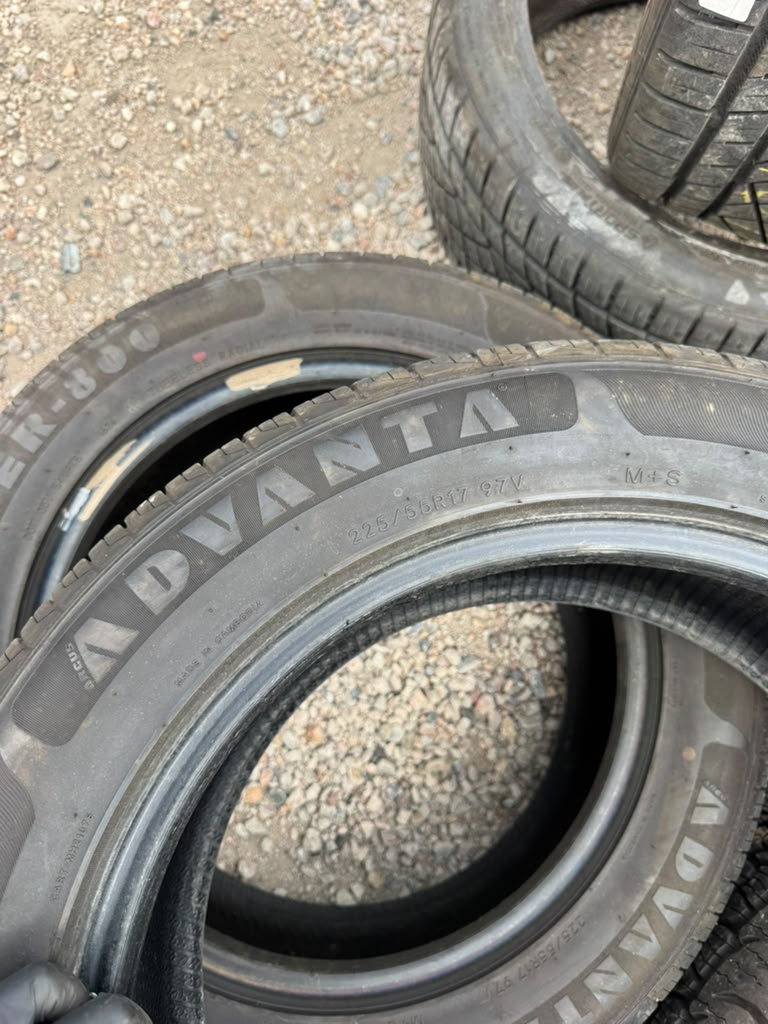 225/55R17 Pair (2 Used Tires) Advanta ER-800