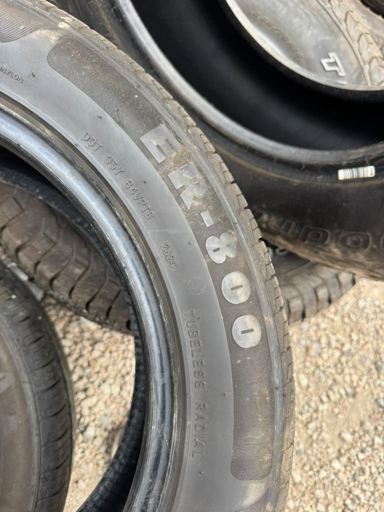 225/55R17 Pair (2 Used Tires) Advanta ER-800