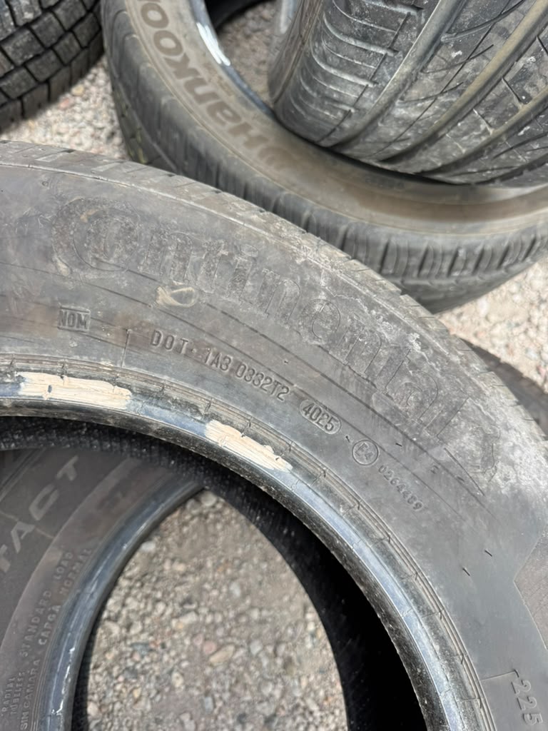 225/65R17 Pair (2 Used Tires)Continental ProContact TX