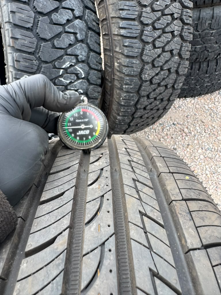 215/60R16 Pair (2 Used Tires) Nexen N5000 Plus