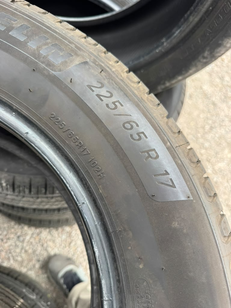 225/65R17 Set (4 Used Tires) Michelin Defender