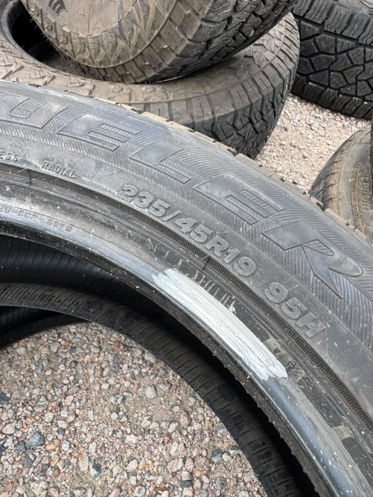 235/45R19 Pair (2 Used Tires) Bridgestone Dueler HP Sport