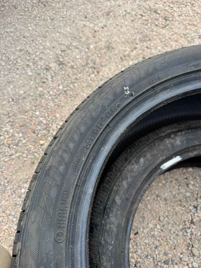 235/45R19 Pair (2 Used Tires) Bridgestone Dueler HP Sport