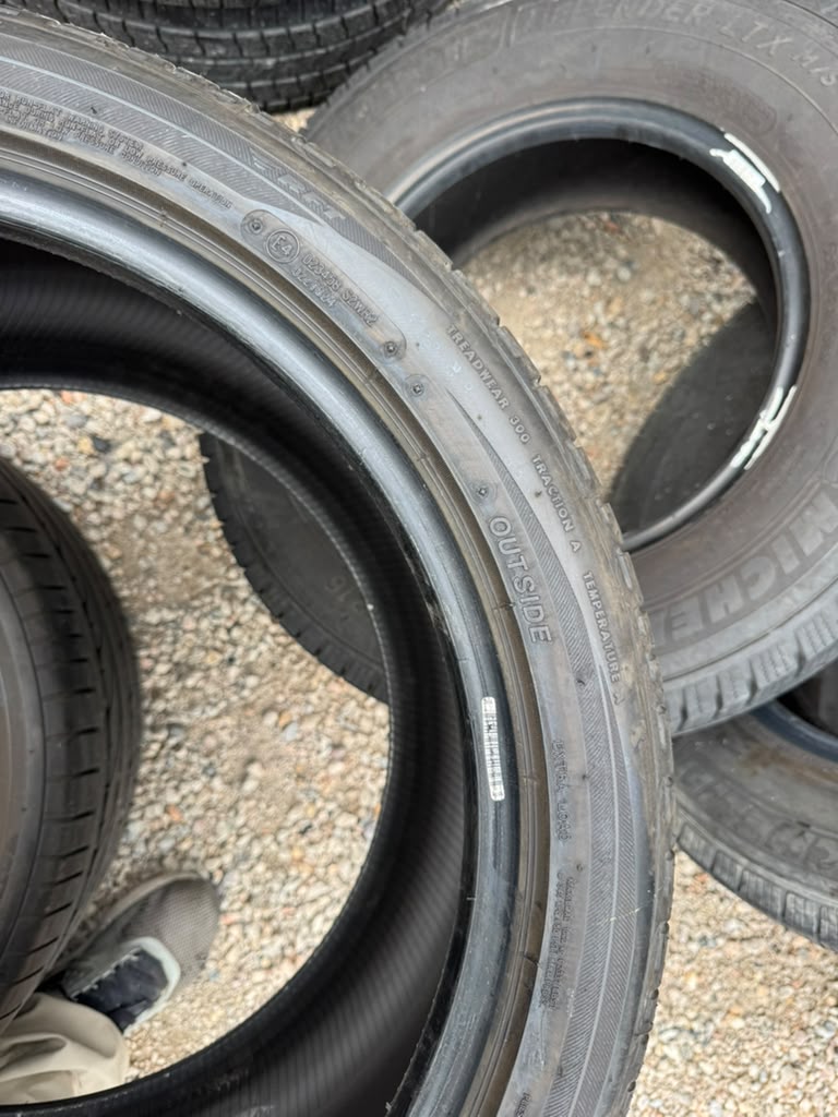 315/35R20 Pair (2 Used Tires) Bridgestone Dueler HP Sport - 📍 Commerce City