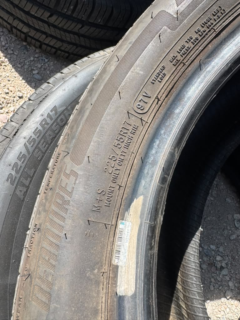 225/55R17 Pair (2 Used Tires) DeanTires Road Control 2