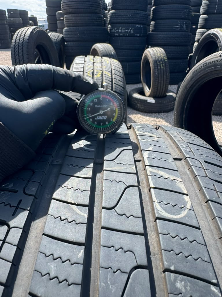 225/55R17 Pair (2 Used Tires) DeanTires Road Control 2
