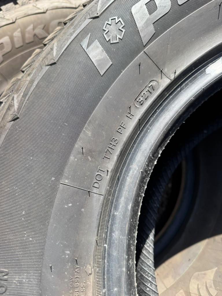 265/75R16 Pair (2 Used Tires) Hankook Pike IW11 - 📍 Commerce City