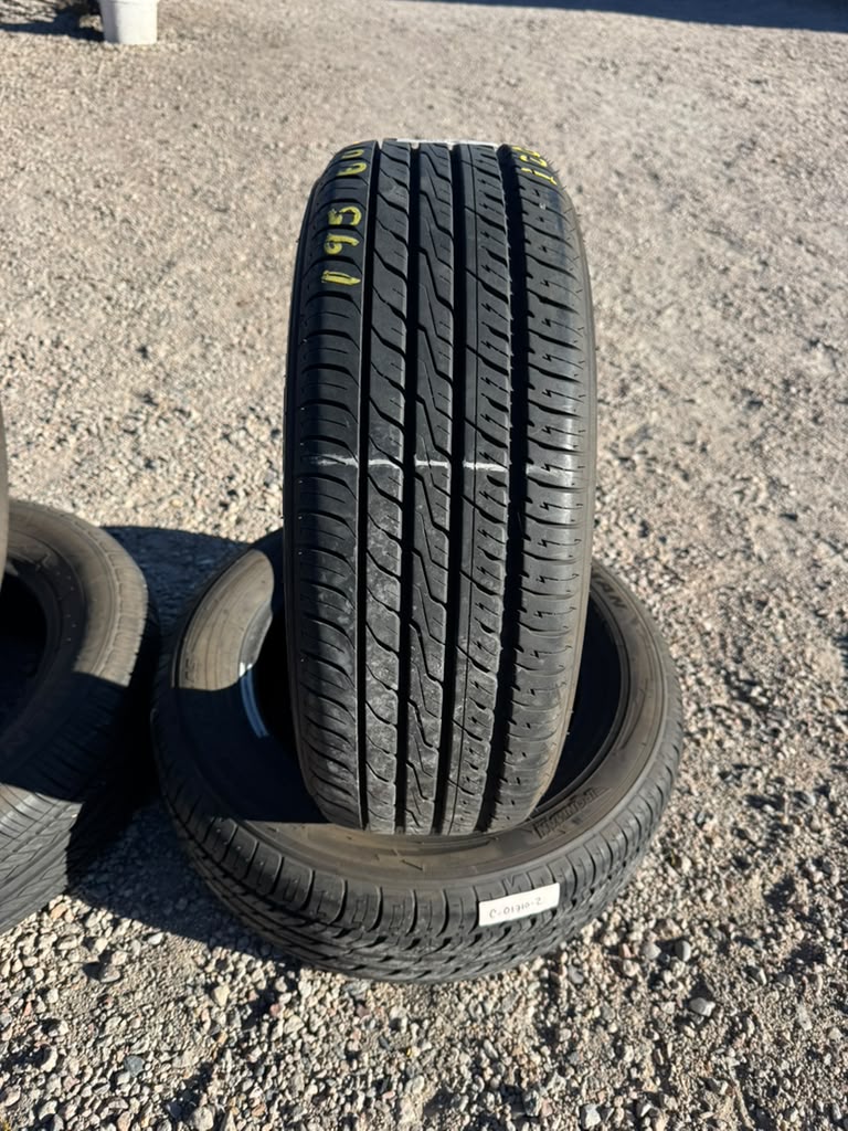 195/60R15 Pair (2 Used Tires) Ironman IMove Gen 3