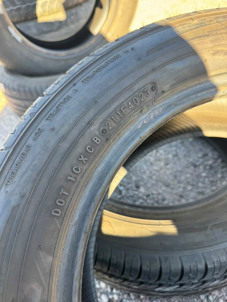 195/60R15 Pair (2 Used Tires) Ironman IMove Gen 3