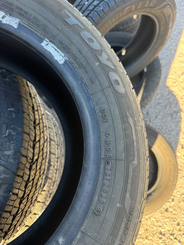 185/65R14 Pair (2 Used Tires) Toyo Extensa