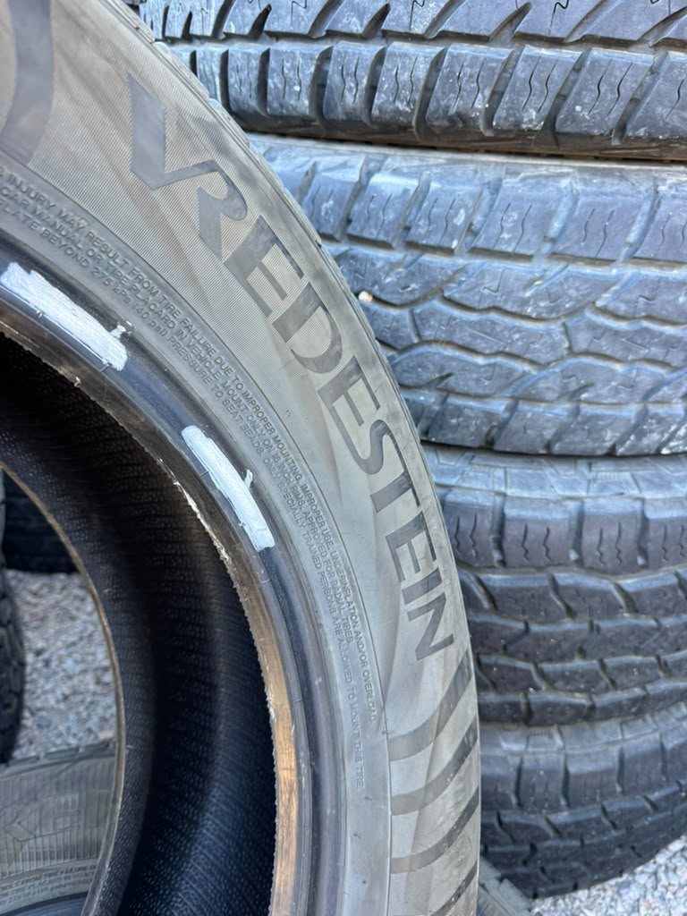 245/60R18 Pair (2 Used Tires) Vredstein HiTrac - 📍 Commerce City