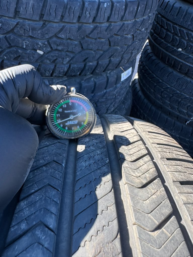 245/60R18 Pair (2 Used Tires) Vredstein HiTrac - 📍 Commerce City