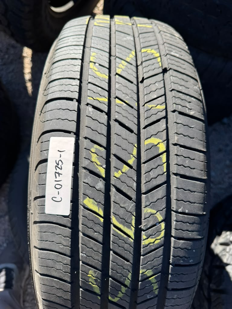 205/65R15 Pair (2 Used Tires) Michelin Defender T+H
