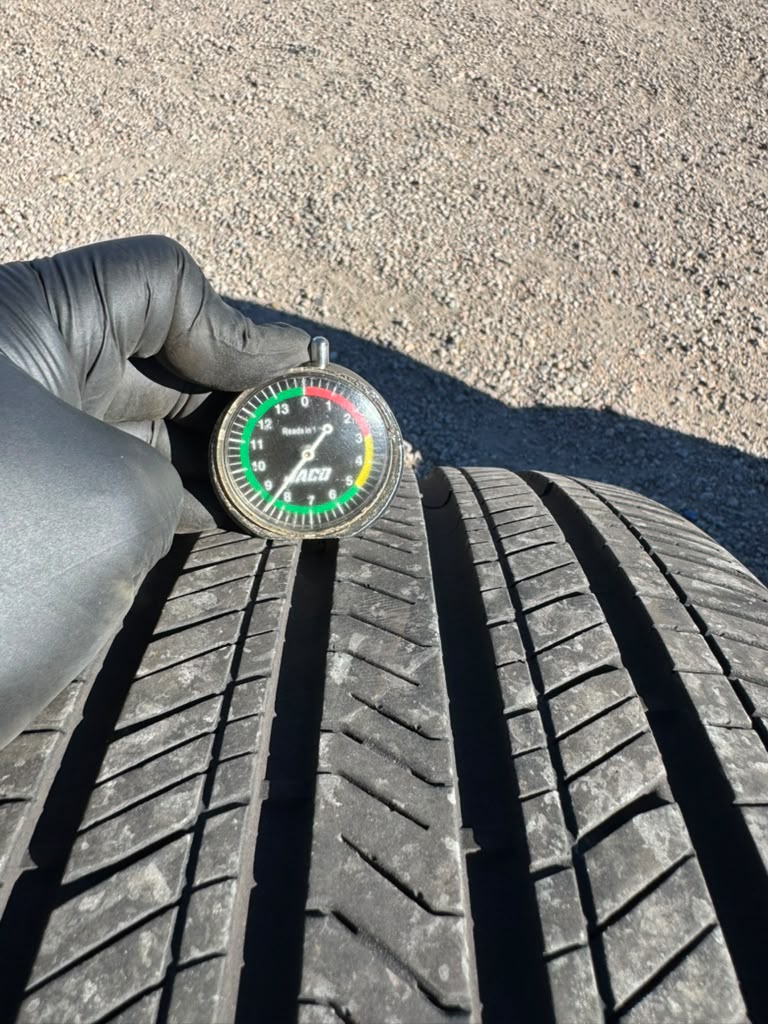 235/40R18 Pair (2 Used Tires) Goodyear Assurance MaxLife