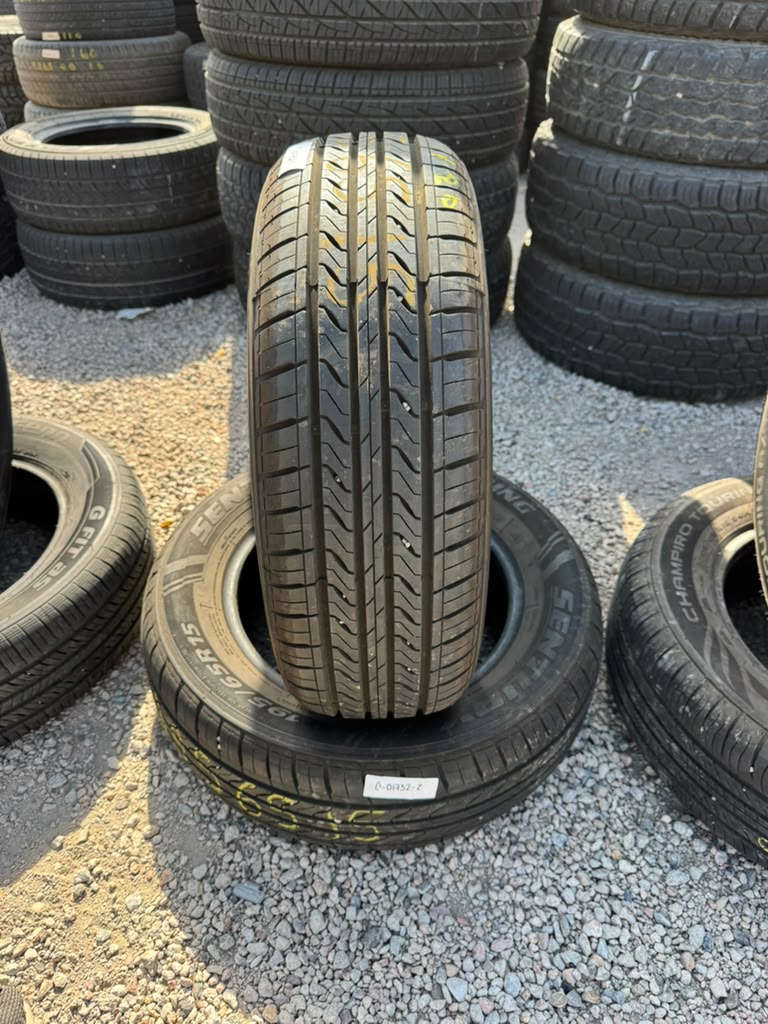 195/65R15 Pair (2 Used Tires) Sentury Touring