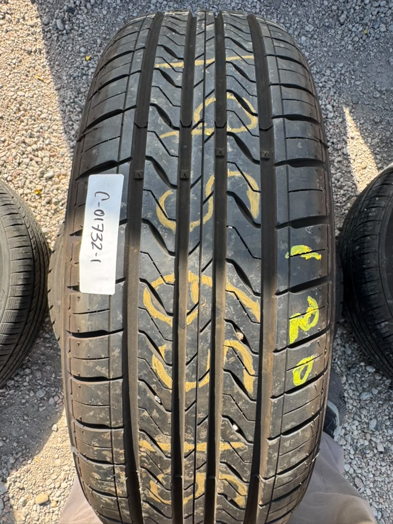 195/65R15 Pair (2 Used Tires) Sentury Touring
