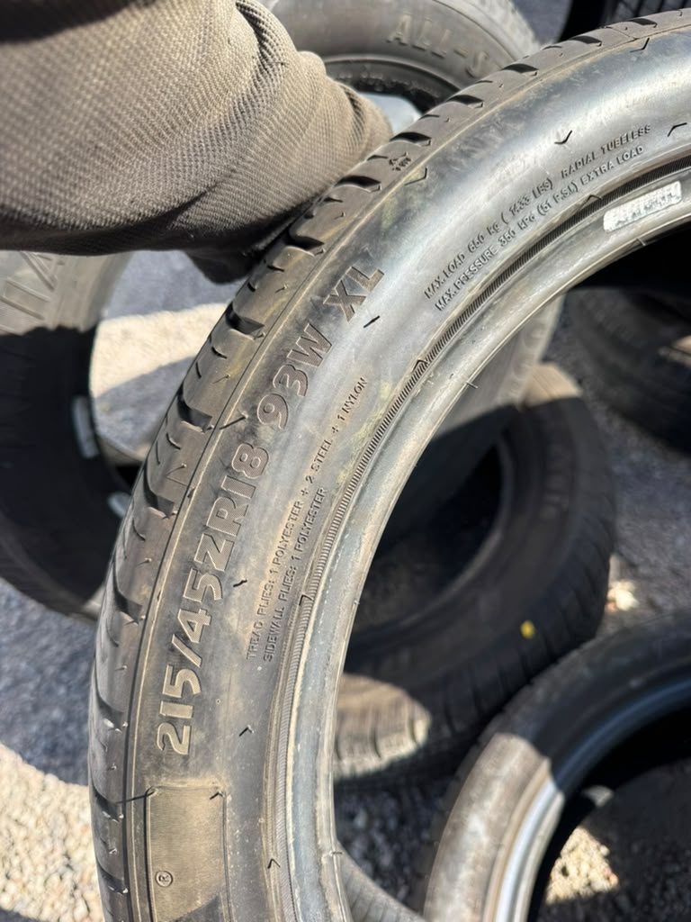 215/45R18 Pair (2 Used Tires) Advanta HPZ-02