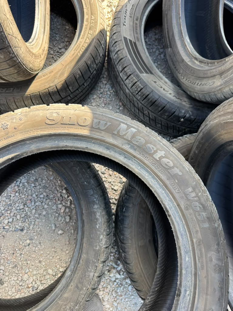 235/45R18 Pair (2 Used Tires) Petlas Snow Master W651