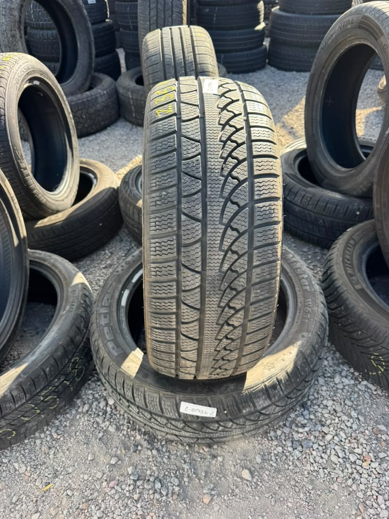 235/45R18 Pair (2 Used Tires) Petlas Snow Master W651