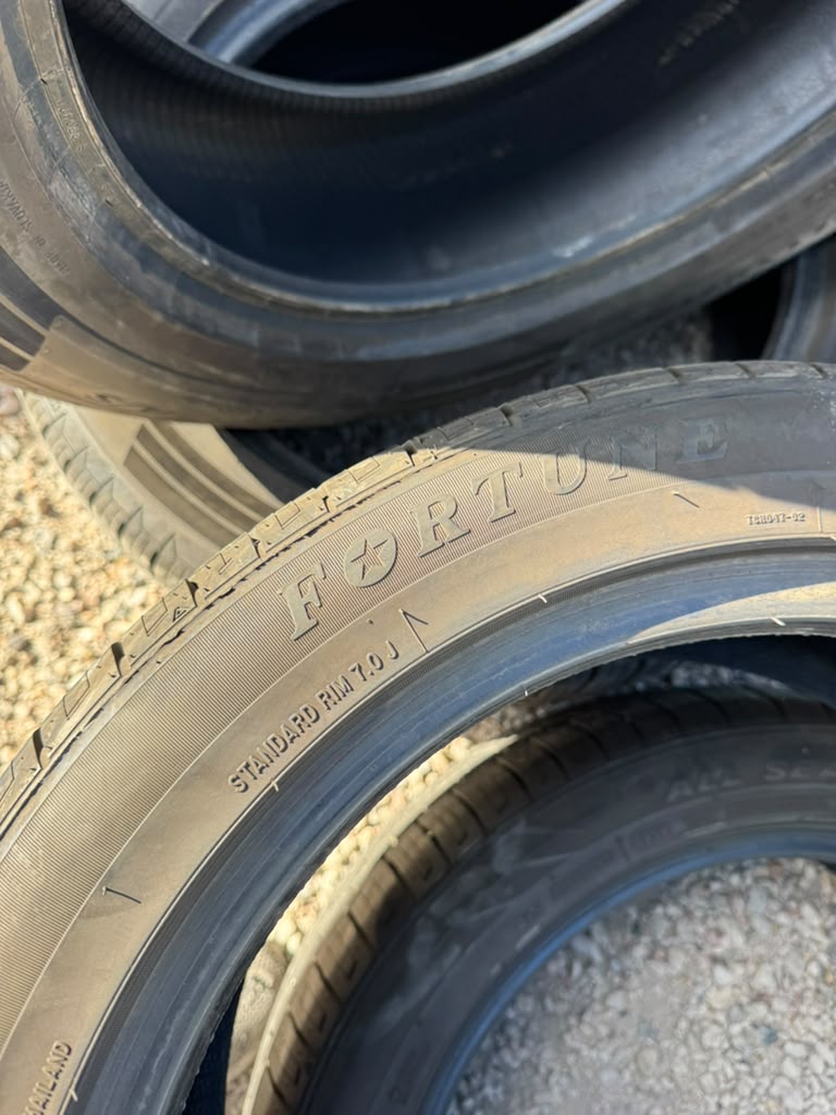 215/50R17 Pair (2 Used Tires) Fortune Perfectus FSR602