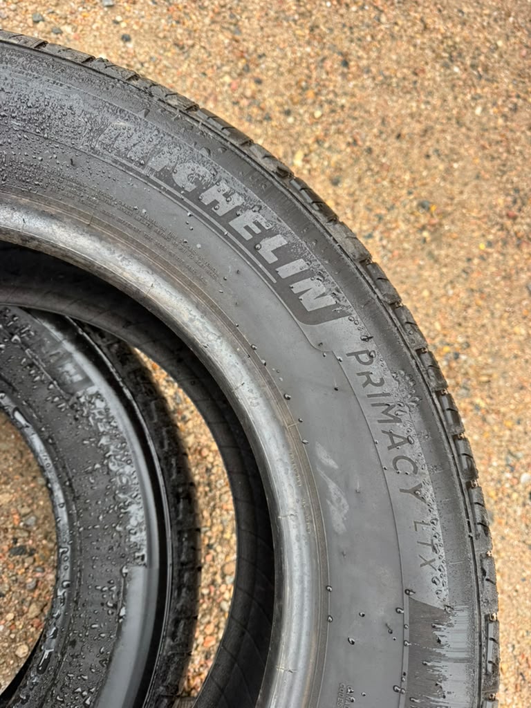 265/60R18 Pair (2 Used Tires) Michelin Primacy LTX - 📍 Commerce City