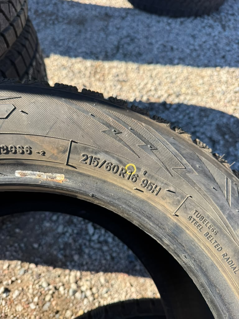 215/60R16 Pair (2 Used Tires)  Toyo Observe GSI-6