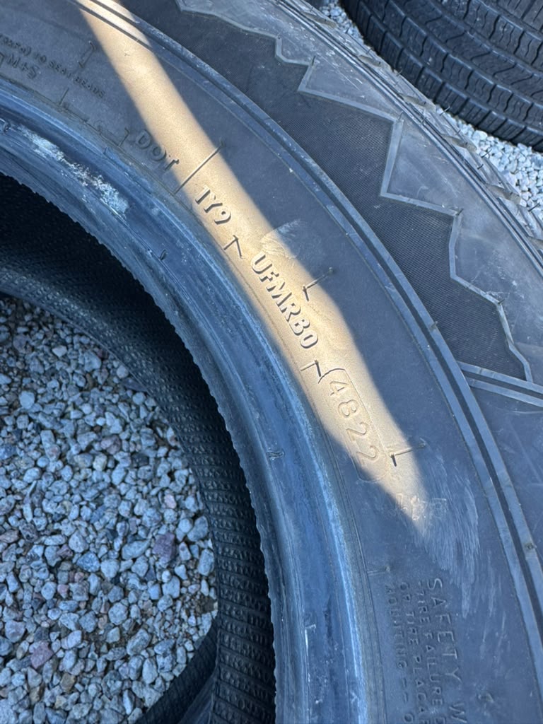 LT225/75R16 Pair (2 Used Tires) Rocky Mountain - 📍 Commerce City