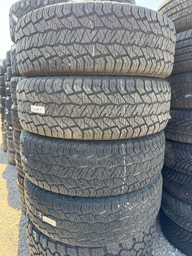 265/70R17 Set (4 Used Tires) Hankook Dynapro AT2