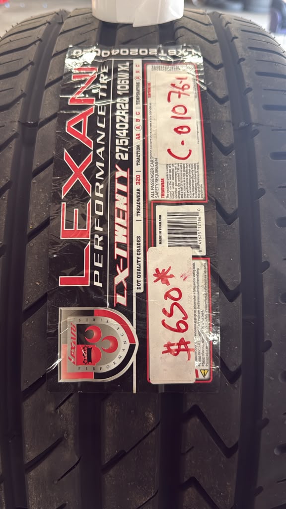 275/40R20 Set (4 Brand New Tires!!) Lexani LX-Twenty